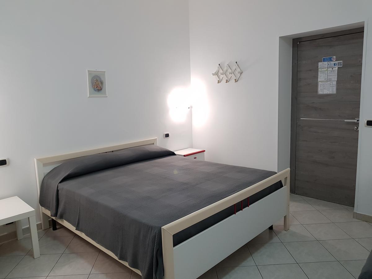 Holiday B&B Vico Del Gargano Dış mekan fotoğraf