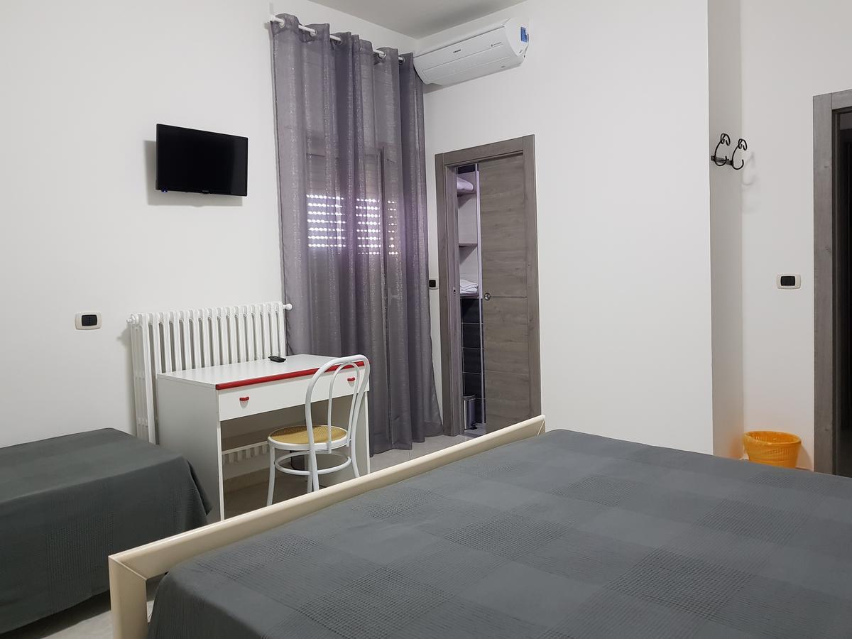 Holiday B&B Vico Del Gargano Dış mekan fotoğraf