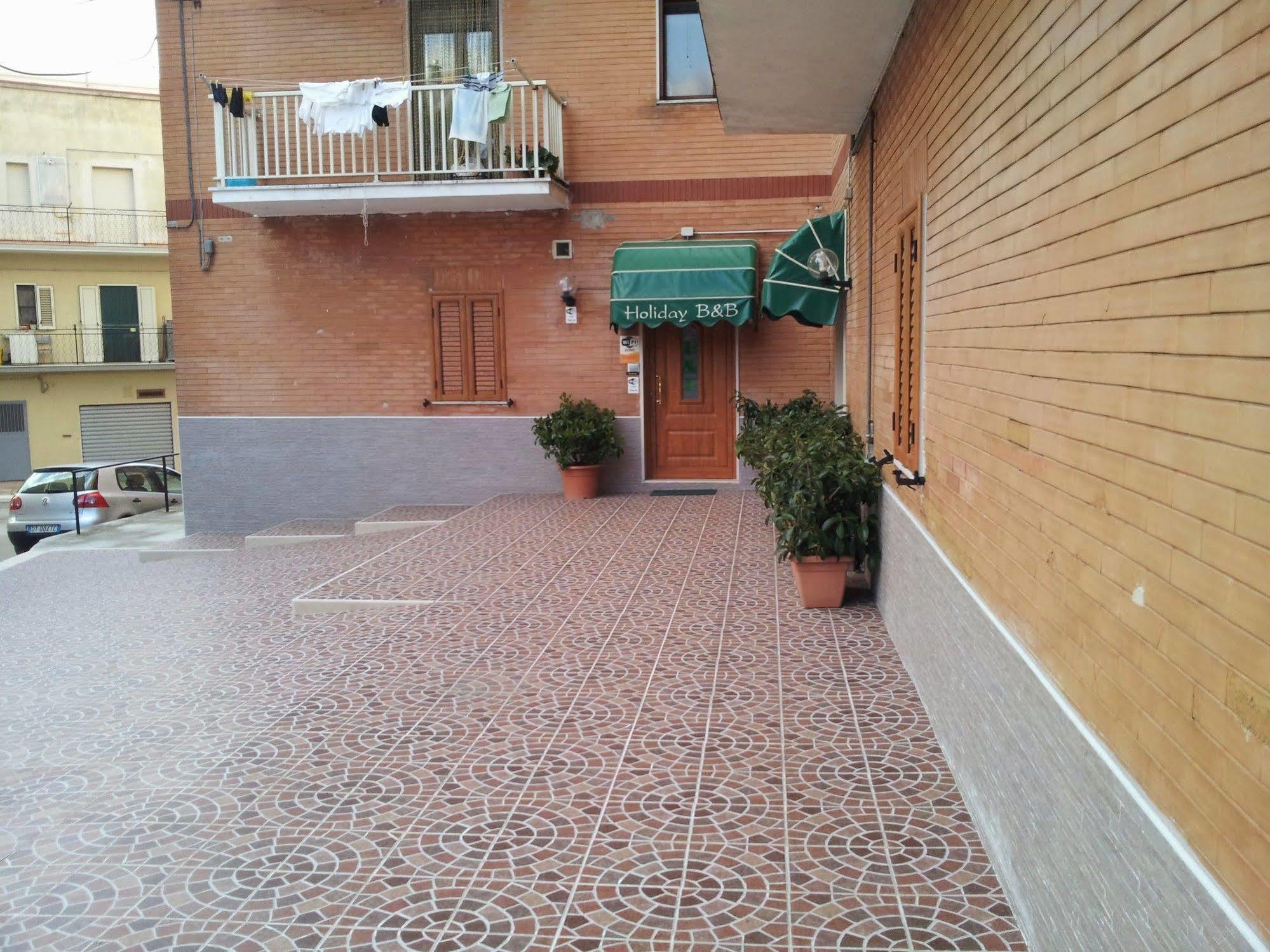 Holiday B&B Vico Del Gargano Dış mekan fotoğraf