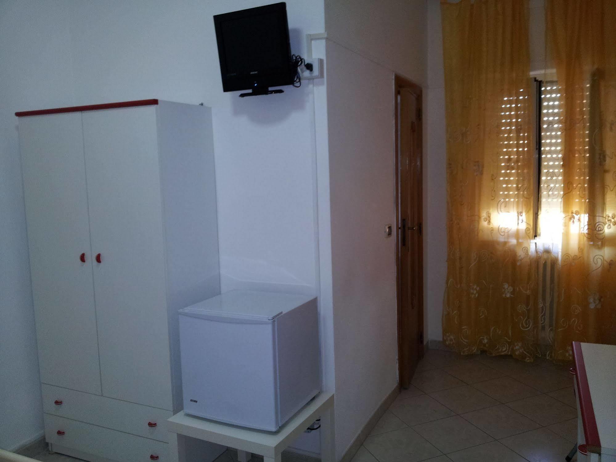 Holiday B&B Vico Del Gargano Dış mekan fotoğraf